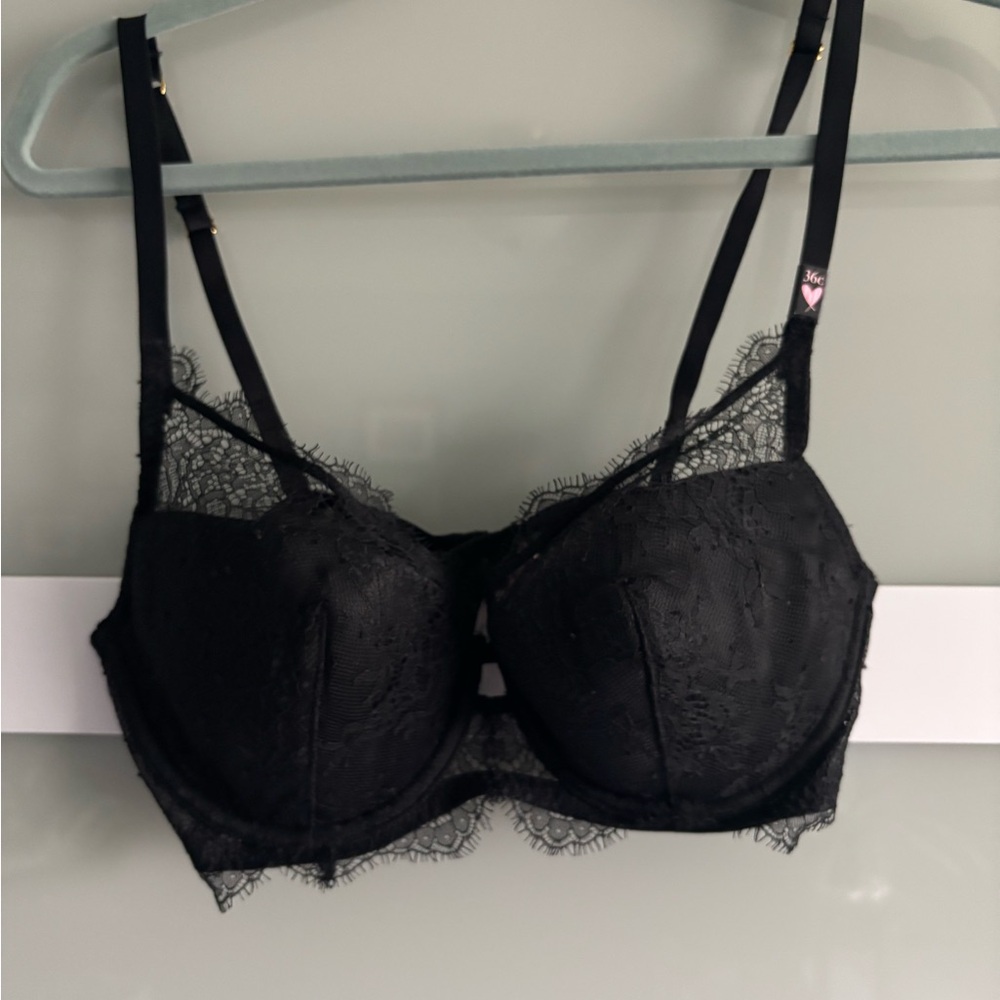 NWT Victoria's Secret Black Lace Balconette Underwire Bra